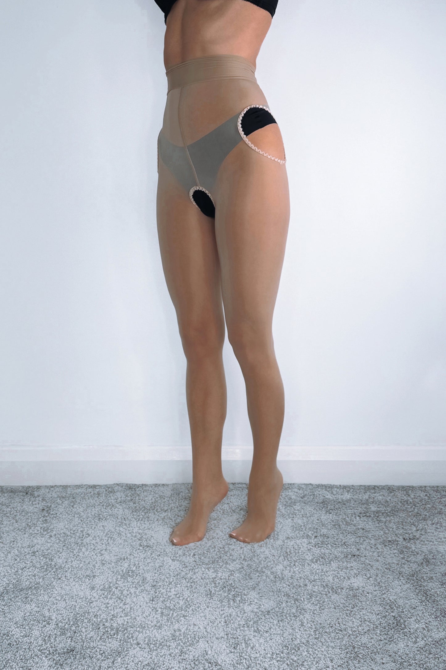 Coffee 8 Denier Oil Shine Suspender-Style Tights