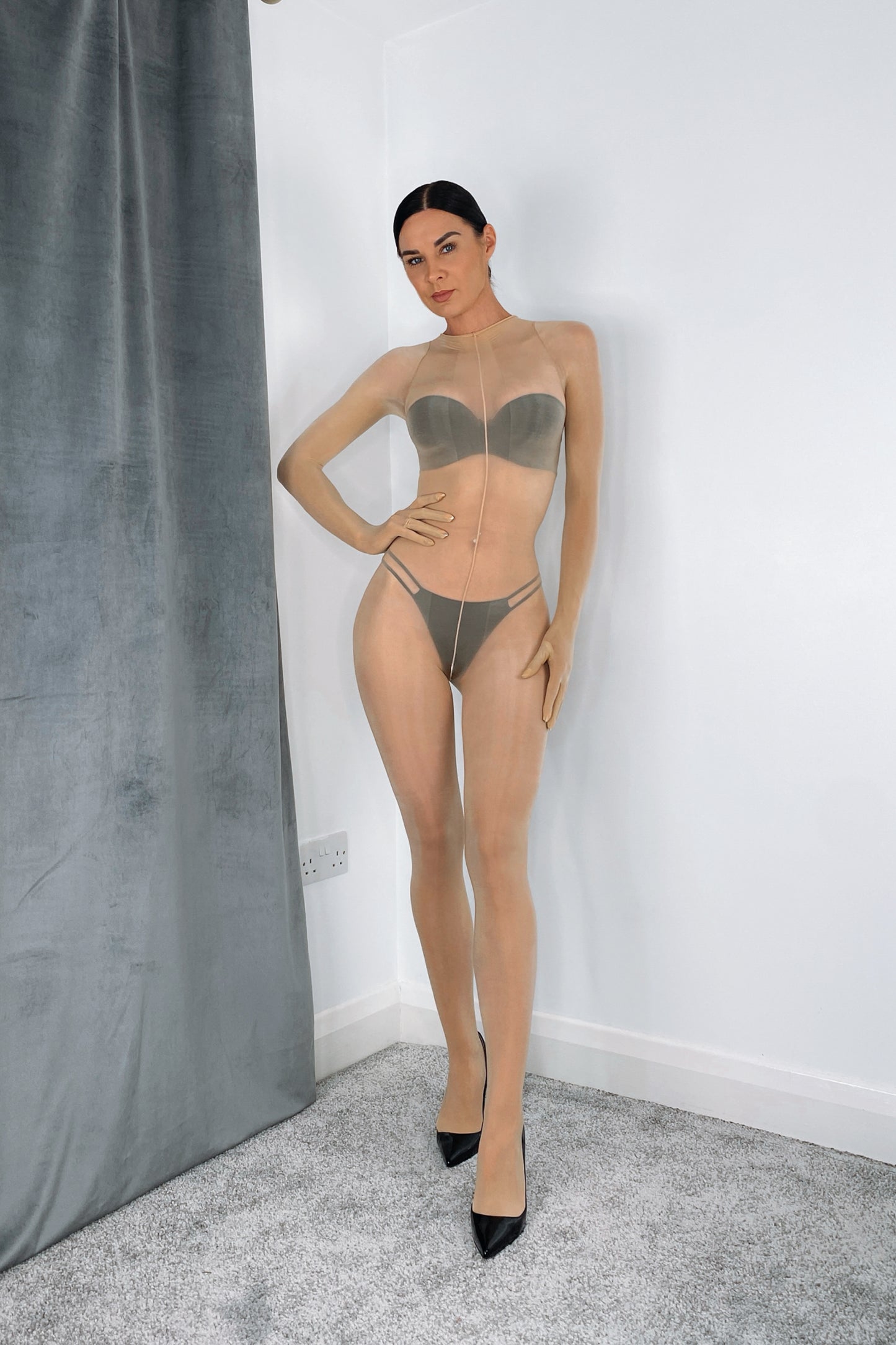 Tan Glossy 8D Bodystocking with Gloves