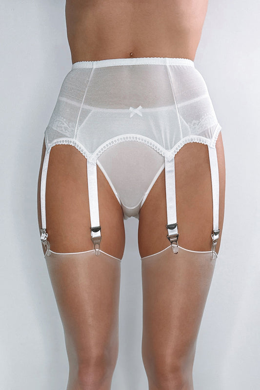 Vintage wide suspender belt with lace trim and 6 adjustable straps white