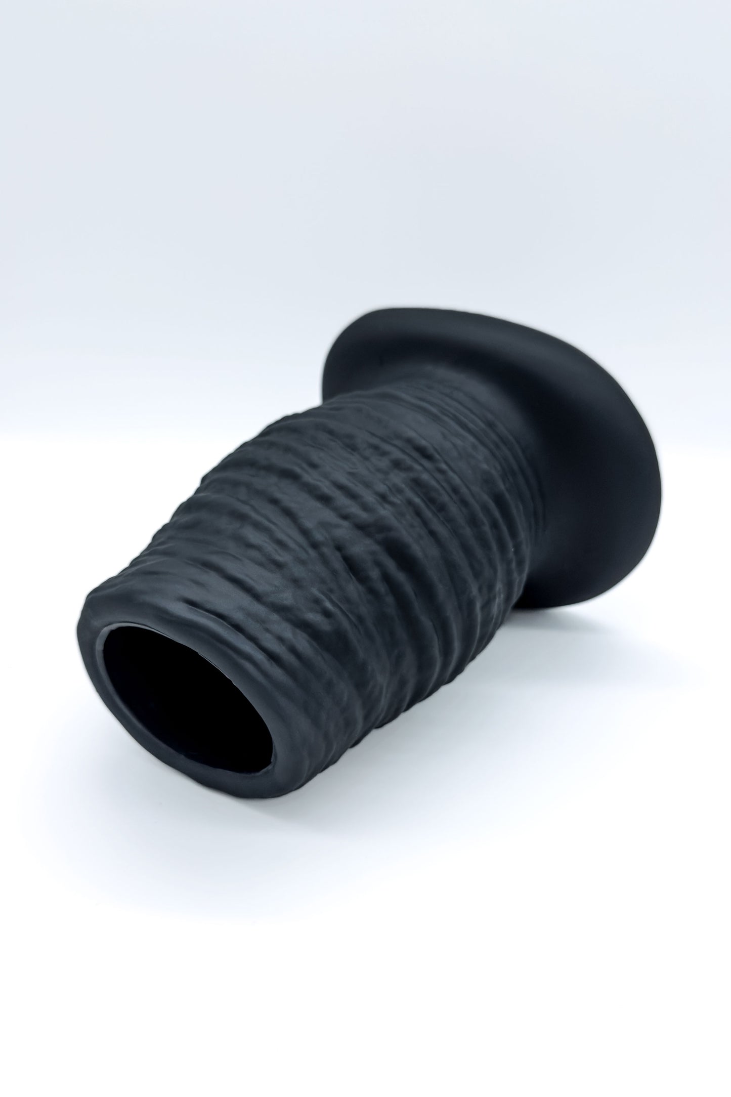 modern anal tunnel plug design